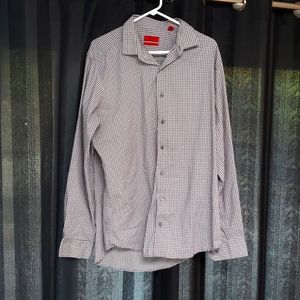 Barely worn Alfani Mens dress shirt in Size 17